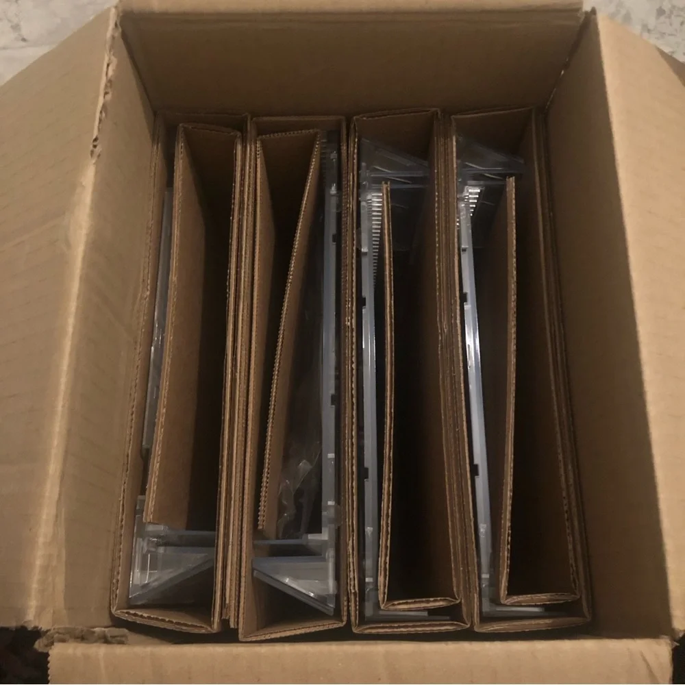 Roc display shelves NWT